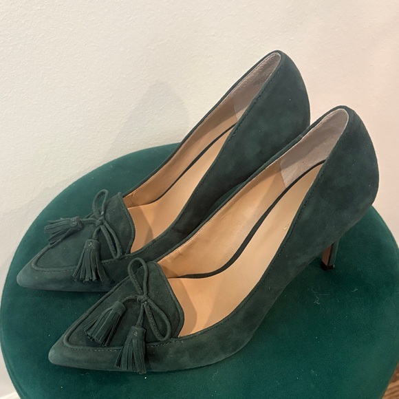 Ann Taylor Shoes - Ann Taylor Forest Green Tassel Heels